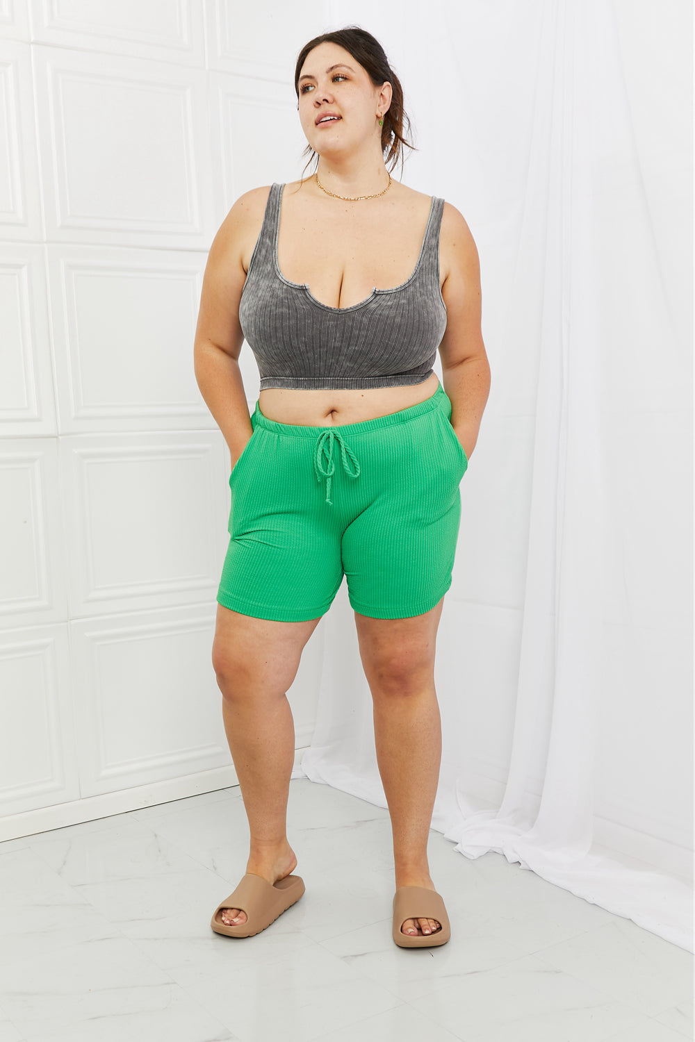 Too Good Ribbed Shorts in Green